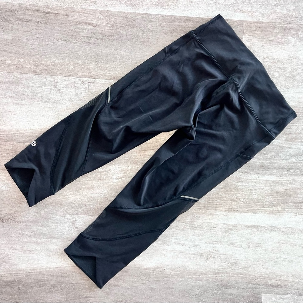 Lululemon Black Athletica Cropped Legging Mesh Pants Gym Yoga Size: 6